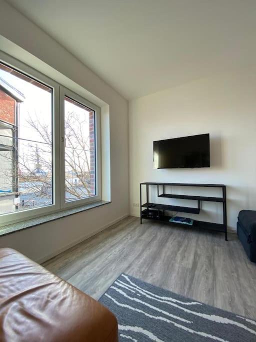 Dock 07 - Modernes 4 Sterne-ferienapartment Direkt Am Hafen Wißmar